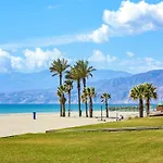 In By The Sea Tatil Evi